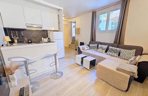 Asnieres-sur-Seine Apartment | 2 Pièces cosy proche Metro