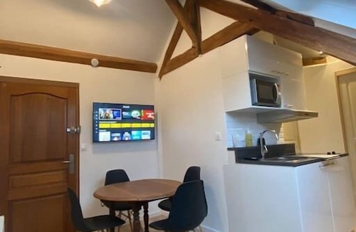 Bonnelles Apartment | 2 Pièces les Écuries du Château