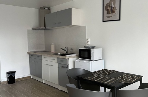 Le Blanc-Mesnil Apartment | 2 Pièces Tout Confort Proche Aéroport Charles de Gaulle Le Bourget Villepinte
