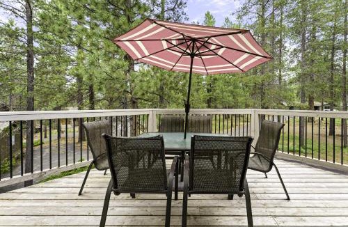 Sunriver House | 2 Quail Home Private Hot Tub
