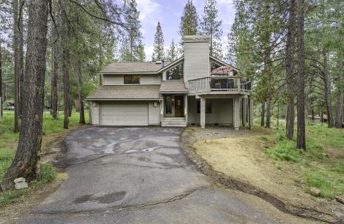 Sunriver House | 2 Quail Home Private Hot Tub