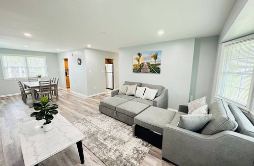 Egg Harbor Township House | 2 Queen Bed Room , Pet allowed , Crib , Egg Harbor township