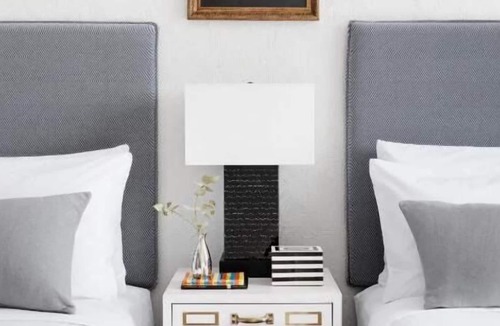 Snyder Square House | 2 Queen Queen Rooms at Graduate New York!