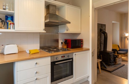 Alvie House | 2 Railway Cottage by Interhome