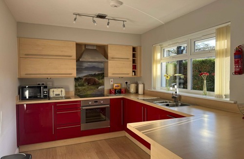 Invergarry Apartment | 2 River Court, Invergarry