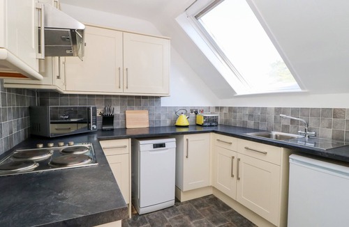 Malton Cottage | 2 RODGERS MEWS, romantic, character holiday cottage in Malton