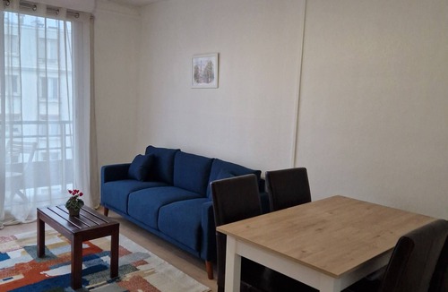 Republique–Point-du-Jour Apartment | 2 room apartment, very bright, quiet
