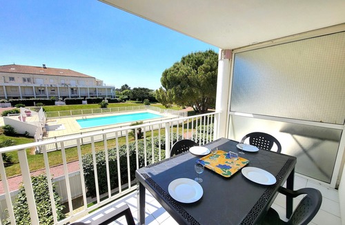Chateau-d'Olonne Apartment | 2-room apartment with pool and Wi-Fi, near Tanchet beach