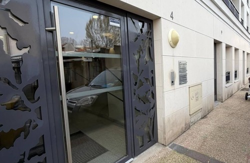 Aulnay-sous-Bois Apartment | 2-room apartment ideally located: walk to the train station/Villepinte/CDG/Paris exhibition center