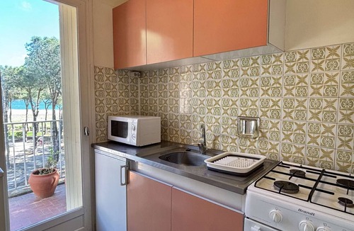 Argeles Plage Apartment | 2-Room Apartment - Seafront in Argelès-sur-Mer