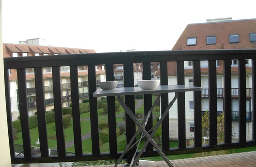 Villers-sur-Mer Apartment | 2 room apartment for 4 persons balcony 150 m from the beach and shops