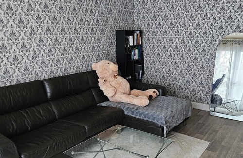 Montgeron Apartment | 2-room apartment, a few minutes from Orly airport, 2 min from a CC