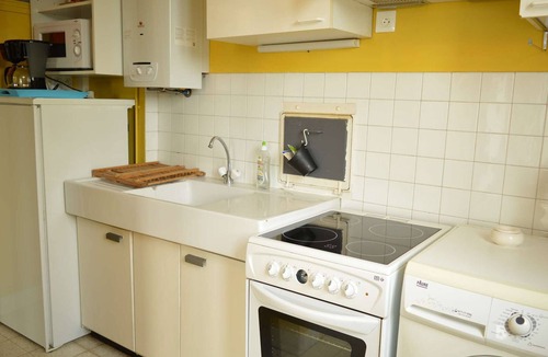 Argeles Plage Apartment | 2-room apartment, sleeps 5, direct beach access, Argelès-sur-Mer