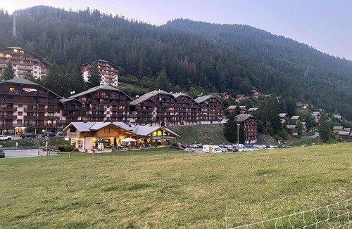 Station de Drouzin le Mont Apartment | 2-room apartment sleeps 6