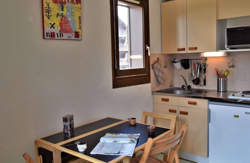 Risoul Apartment | 2-Room Apartment with Cabins, Sleeps 4, Central Risoul, Pet-Friendly