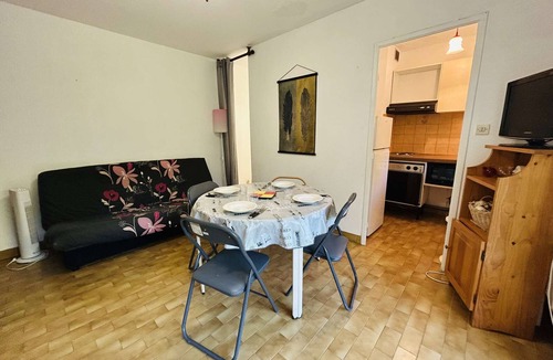 Narbonne-Plage Apartment | 2-room apartment with loggia and parking, Narbonne Beach