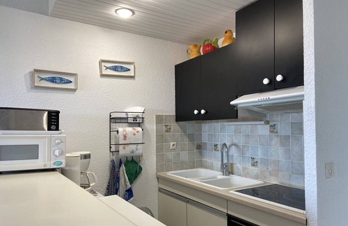 Cap d'Agde Apartment | 2-room apt, sleeps 6, terrace, parking, near beach - Cap d'Agde