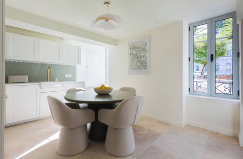 Bagneres-de-Bigorre Apartment | 2-room architect-designed private courtyard facing the spa