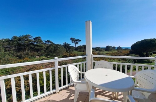 Chateau-d'Olonne Apartment | 2-room flat with terrace Sea view