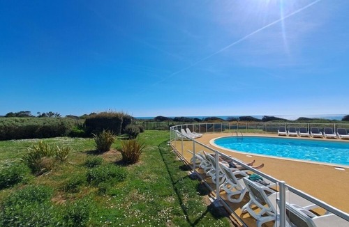 Chateau-d'Olonne Apartment | 2-room flat with terrace Sea view