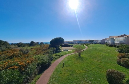 Chateau-d'Olonne Apartment | 2-room flat with terrace Sea view