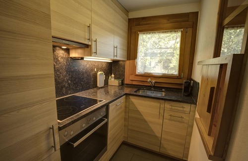 Silvaplana Apartment | 2-room flat with lake view on the 2nd floor