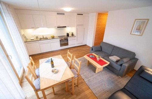Engadin Scoul Apartment | 2 room holiday flat in Ftan