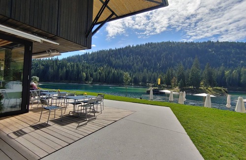 Laax Apartment | 2-room holiday flat with swimming pool and sauna