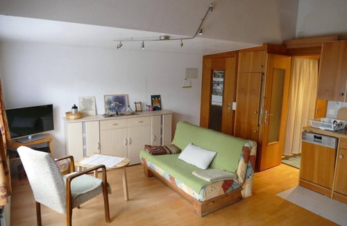 Pfaffikon District Other | 2-room studio hinderi Rossweid