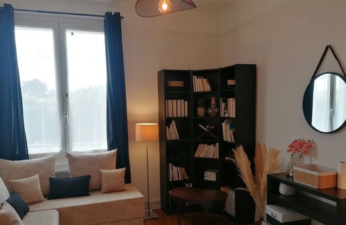 Epinay-sur-Orge House | 2 rooms in large apartment