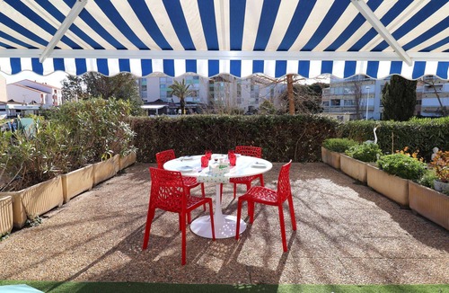 Le Grau-Du-Roi Apartment | 2 rooms large terrace air conditioning parking