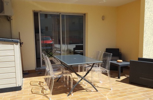 Canet-en-Roussillon Apartment | 2 ROOMS RENTAL IN CANET EN ROUSSILLON