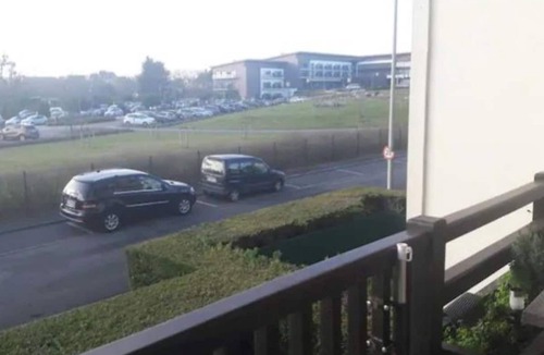 Cabourg Apartment | 2 rooms + sunny terrace direct beach access