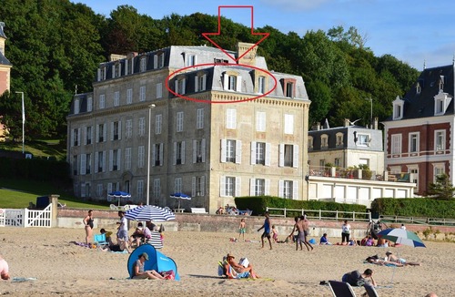 Trouville-sur-Mer Apartment | 2 rooms Trouville on sea. Direct access to the beach