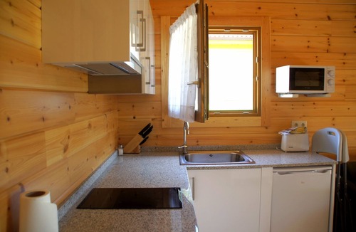 Ayala House | 2. Satia Berri log cabin