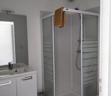 La Guyonniere Apartment | 2 SDB - 2 Chambres - 1 lit d'appoint enfants