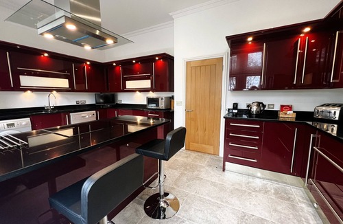 Shanklin Apartment | 2 Shanklin Manor