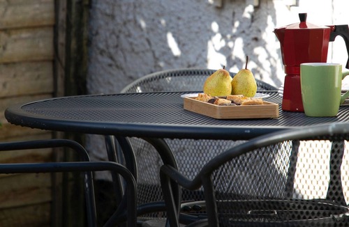 Topsham House | 2 Stanley Square. Topsham