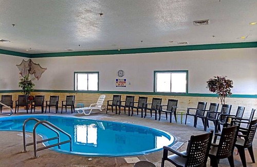 Torrington Hotel | 2-Star Hotel ∙ Americas Best Value Inn Torrington