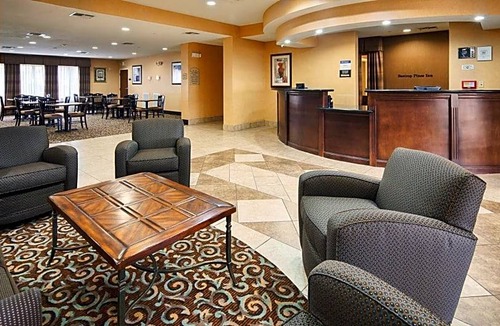 Bastrop Hotel | 2-Star Hotel ∙ Best Western Bastrop Pines Inn