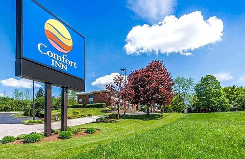 Owen Sound Hotel | 2-Star Hotel ∙ Comfort Inn Owen Sound