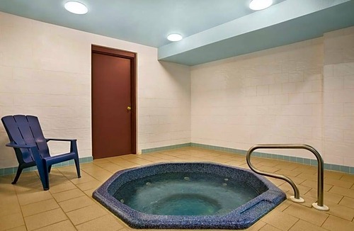 Leamington Hotel | 2-Star Hotel ∙ Days Inn by Wyndham Leamington