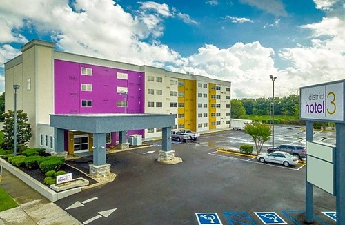 Downtown Chattanooga Hotel | 2-Star Hotel ∙ District 3 Hotel, Ascend Hotel Collection