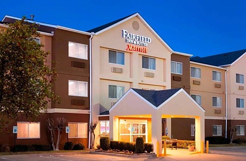 Longview Hotel | 2-Star Hotel ∙ Fairfield Inn & Suites Longview