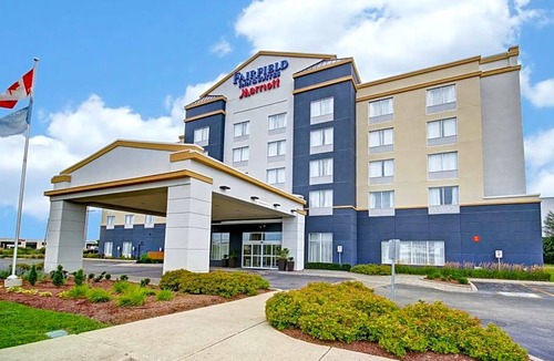 Guelph Hotel | 2-Star Hotel ∙ Fairfield Inn & Suites by Marriott Guelph