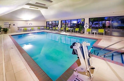 Broken Arrow Hotel | 2-Star Hotel ∙ Hampton Inn Tulsa/Broken Arrow