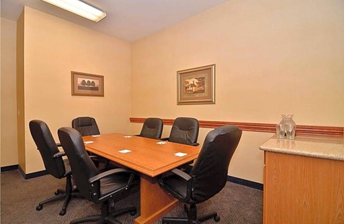 Nacogdoches Hotel | 2-Star Hotel ∙ Hampton Inn & Suites Nacogdoches