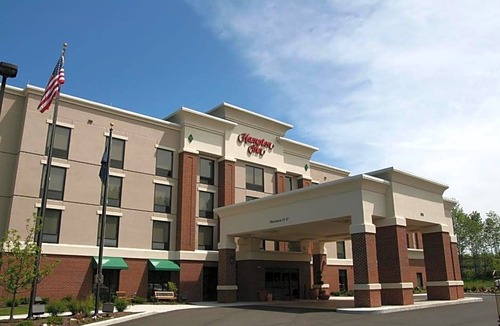 Webster Crossing Hotel | 2-Star Hotel ∙ Hampton Inn Rochester-Webster
