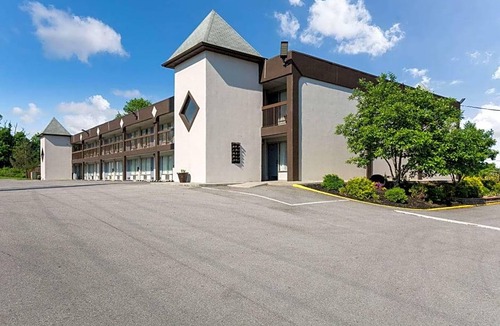 Georgetown Hotel | 2-Star Hotel ∙ Quality Inn