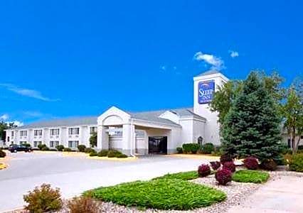 Columbus Hotel | 2-Star Hotel ∙ Sleep Inn & Suites Columbus